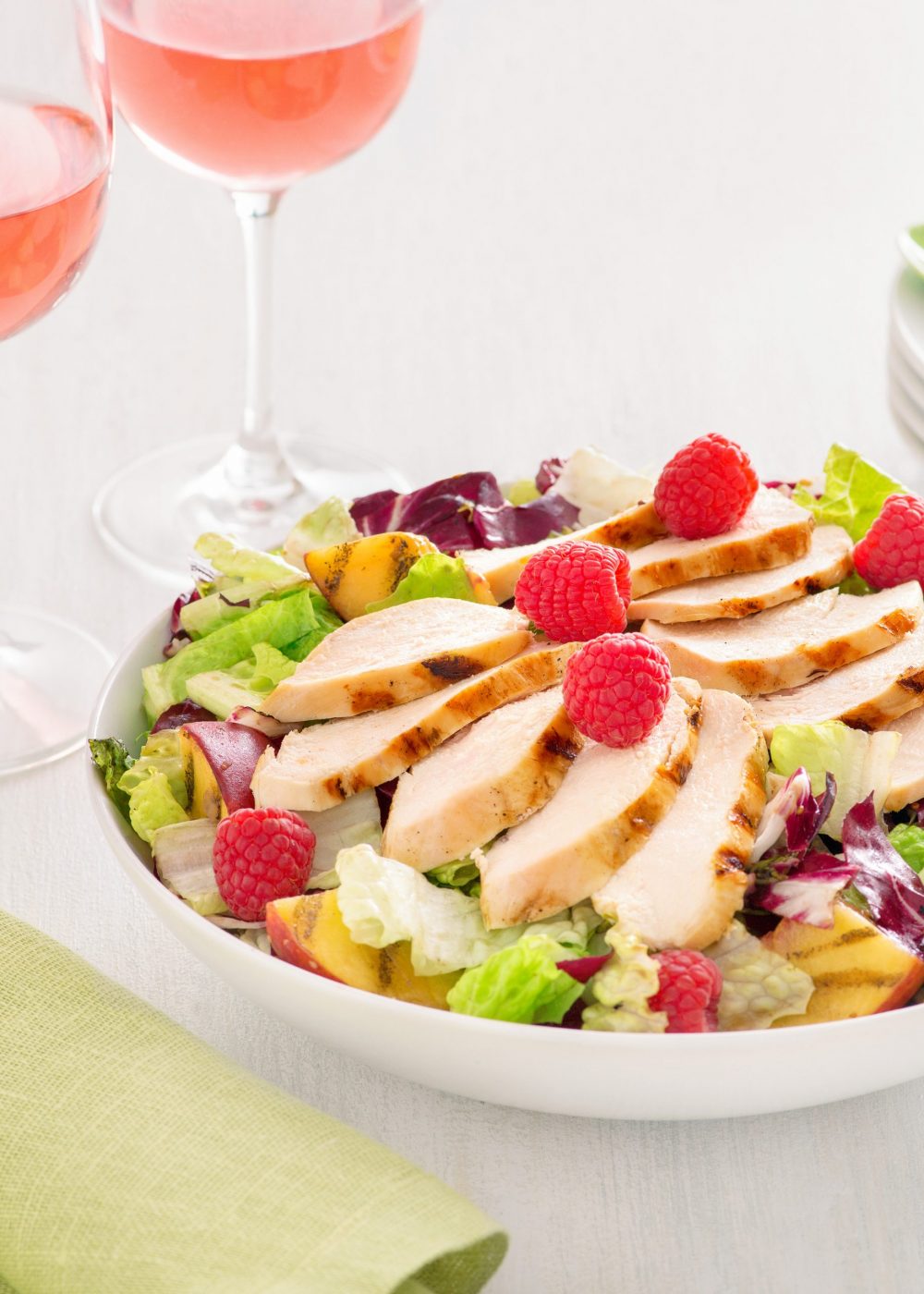 Grilled Chicken Salad with Peach Raspberry